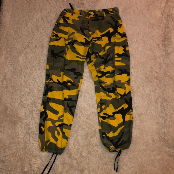 army pants zumiez